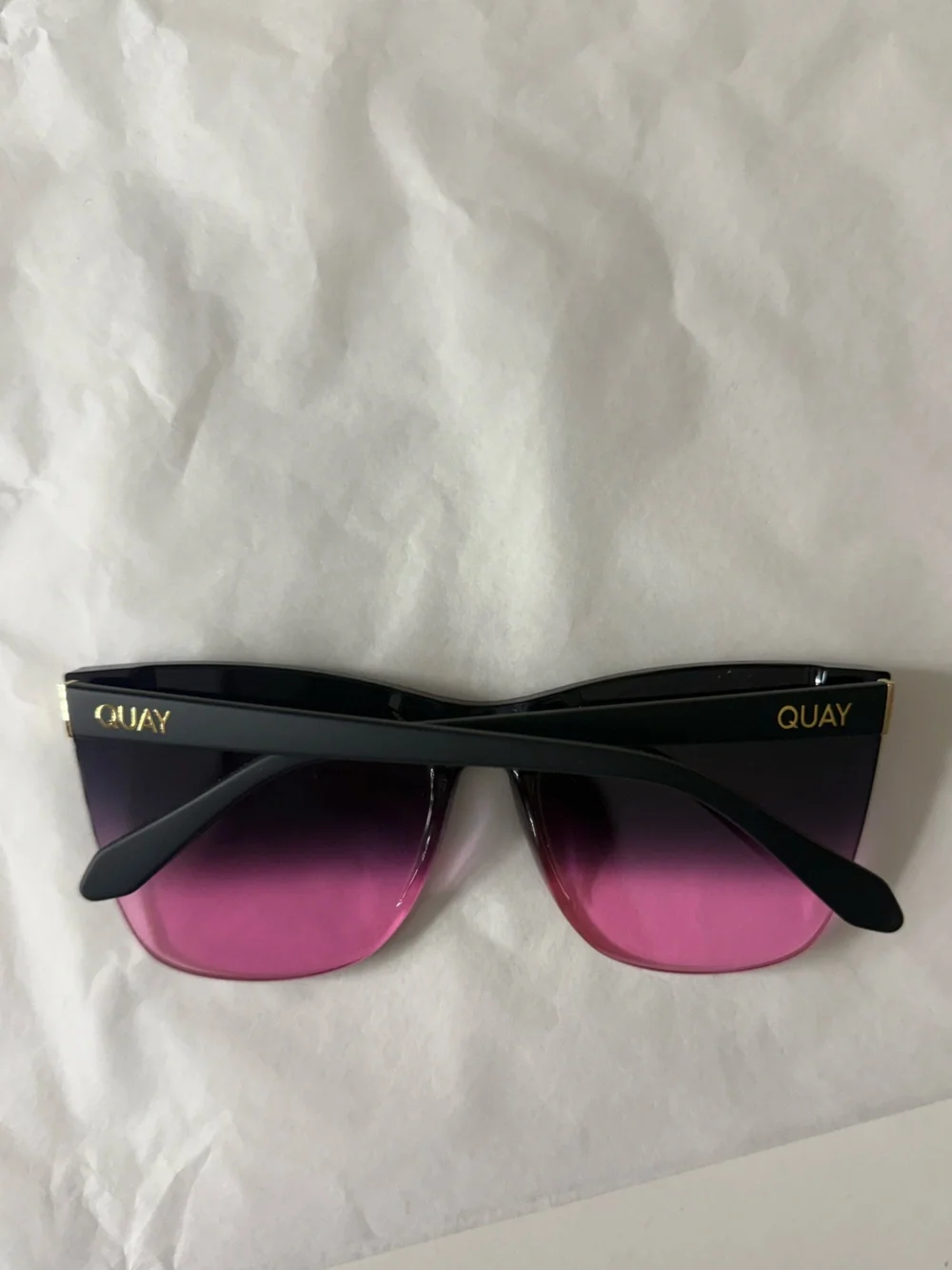 QUAY Come Thru Sunglasses Matte Black Frame Black Pink Lens Oversized Shield